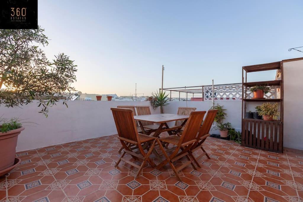 Beautiful, Typical Maltese 4Br Home With Roof Top By 360 Estates Слима Экстерьер фото