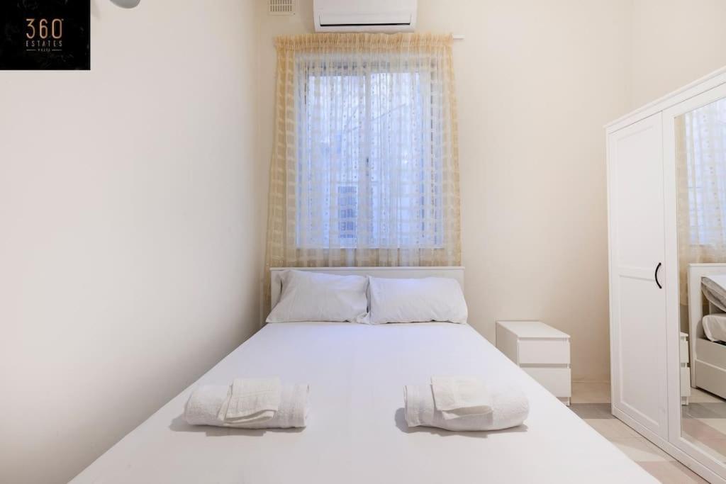 Beautiful, Typical Maltese 4Br Home With Roof Top By 360 Estates Слима Экстерьер фото