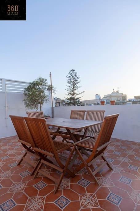 Beautiful, Typical Maltese 4Br Home With Roof Top By 360 Estates Слима Экстерьер фото